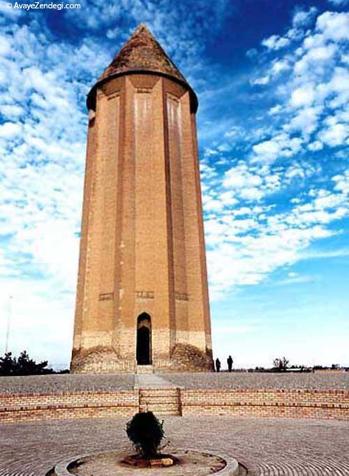 معماری ایرانی: برج گنبد قابوس 